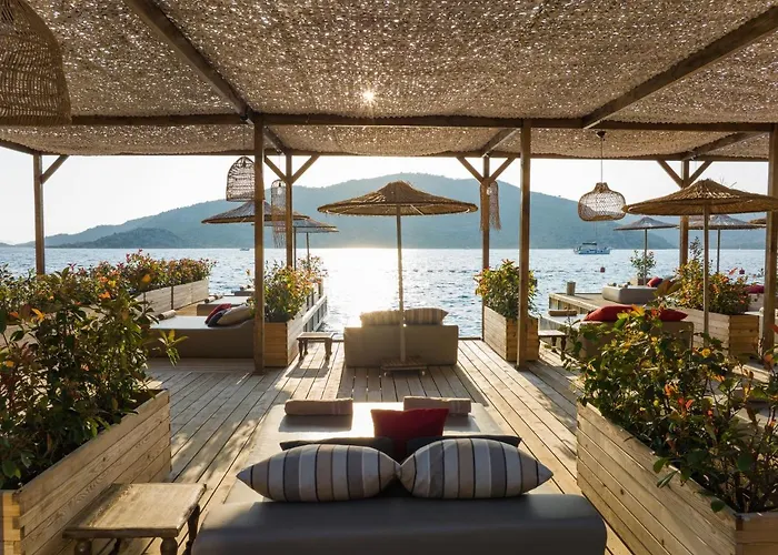 卡里亚贝尔 - 成人+12酒店 酒店 博兹布伦